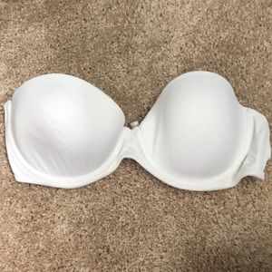 White strapless bra. Audrey bra